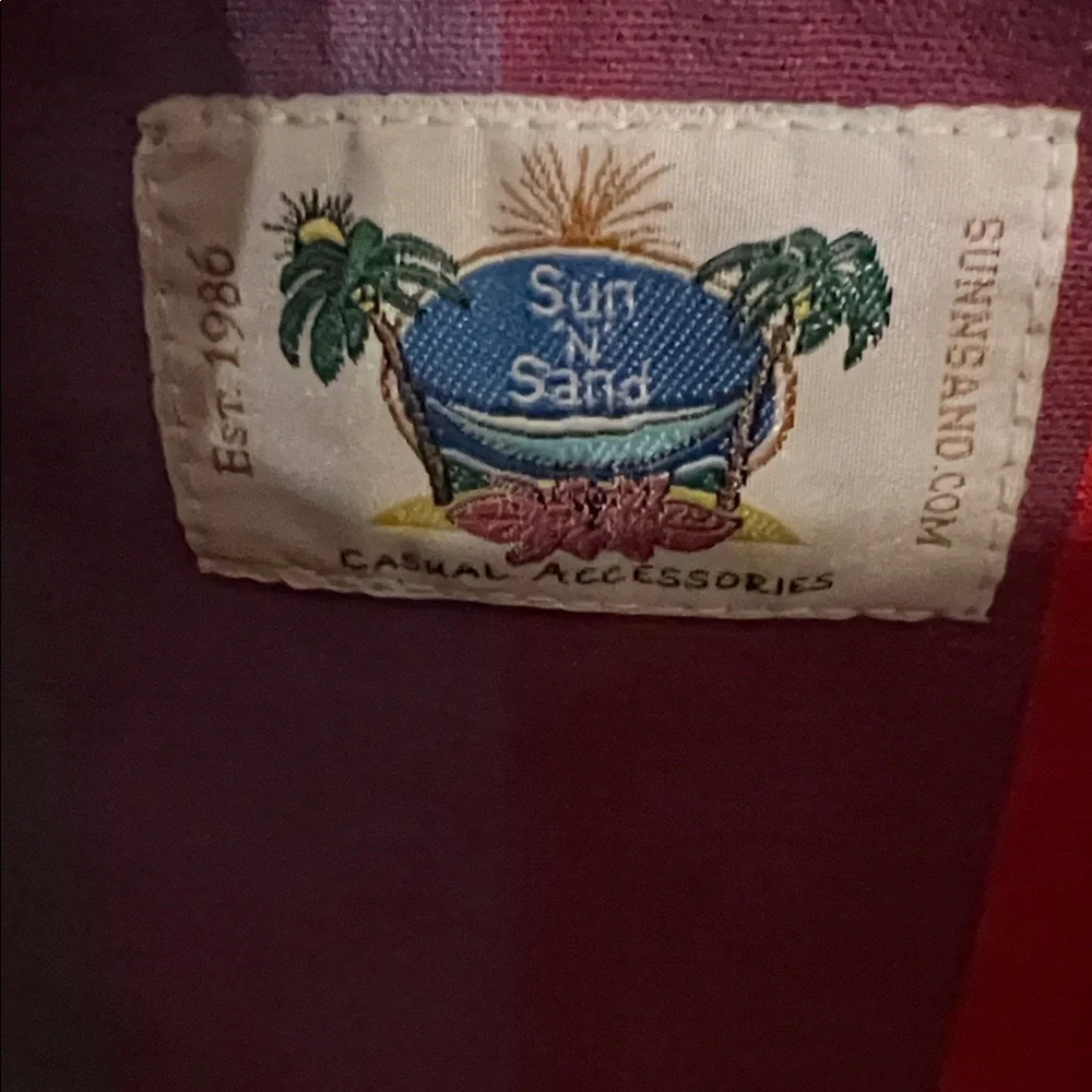 1986 Colorful Woven Tote Bag with Red Handles - Picture 3 of 3